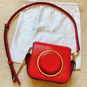 Like New Michael Kors Scout Leather Camera Bag